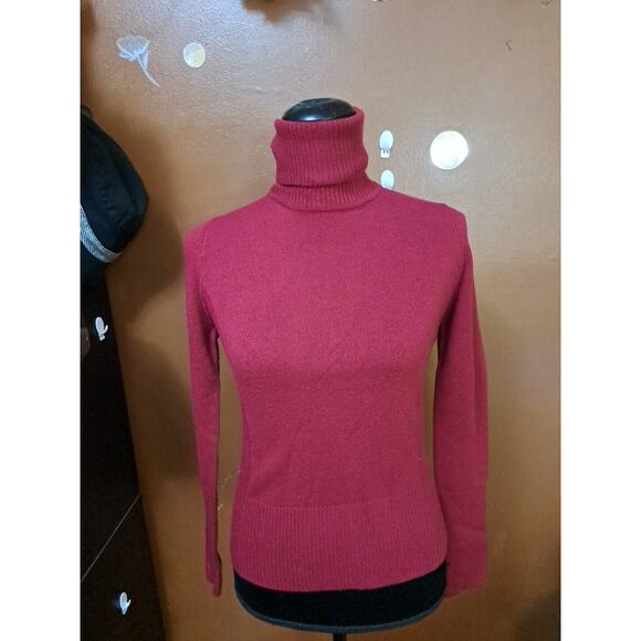 Sweater Women's Small Turtleneck Burgundy Textured Ribbed Accents Soft - Picture 1 of 7